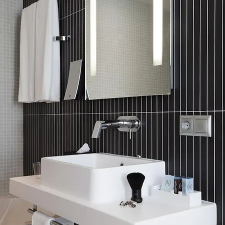 Hotel Novotel Paris Les Moulineaux 4*