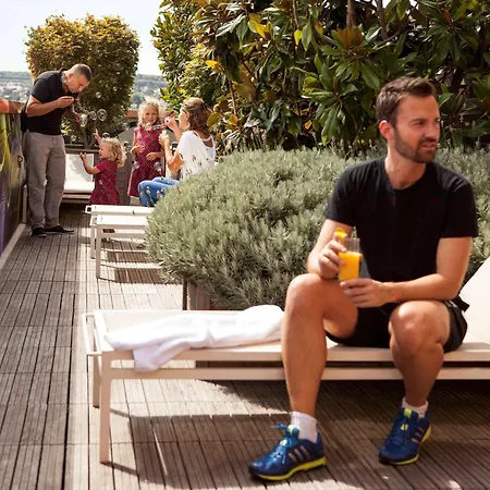 Hotel Novotel Paris Les Moulineaux 4*