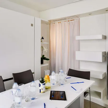 伊斯莱斯利诺巴黎诺富特套房酒店 4*