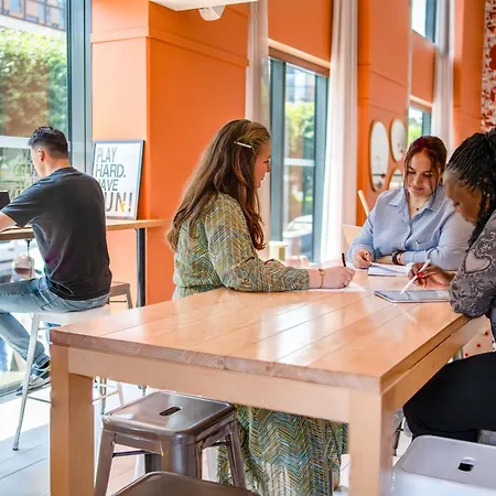 伊斯莱斯利诺巴黎诺富特套房酒店