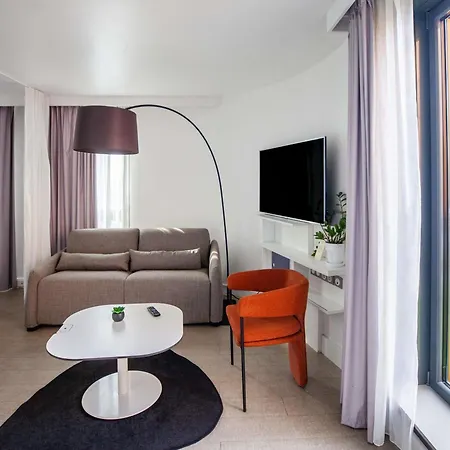 酒店 伊斯莱斯利诺巴黎诺富特套房酒店