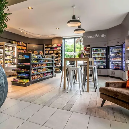 Novotel Paris Les Moulineaux Hotel