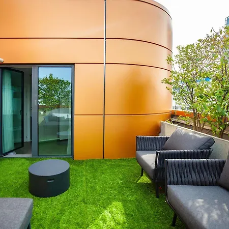 Hotel Novotel Paris Les Moulineaux 4*