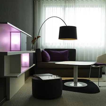 酒店 伊斯莱斯利诺巴黎诺富特套房酒店 4*