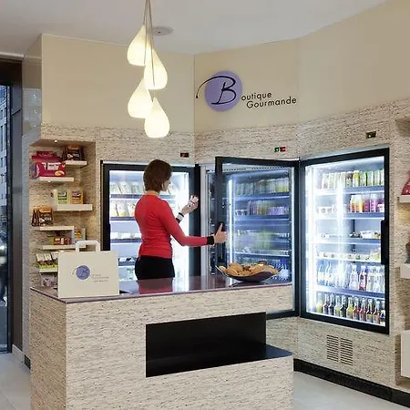 Novotel Paris Les Moulineaux