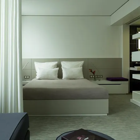 Hotel Novotel Paris Les Moulineaux