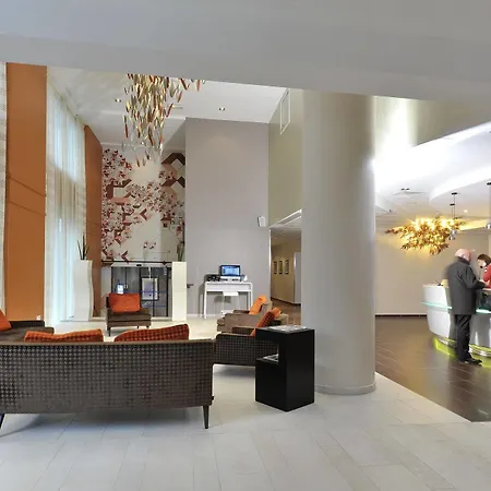 Novotel Paris Les Moulineaux Hotel