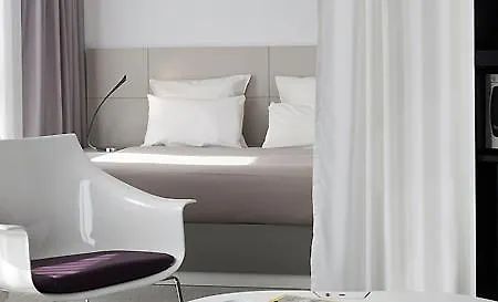 Novotel Paris Les Moulineaux 4* Issy-les-Moulineaux