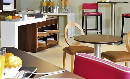 Novotel Paris Les Moulineaux Hotel